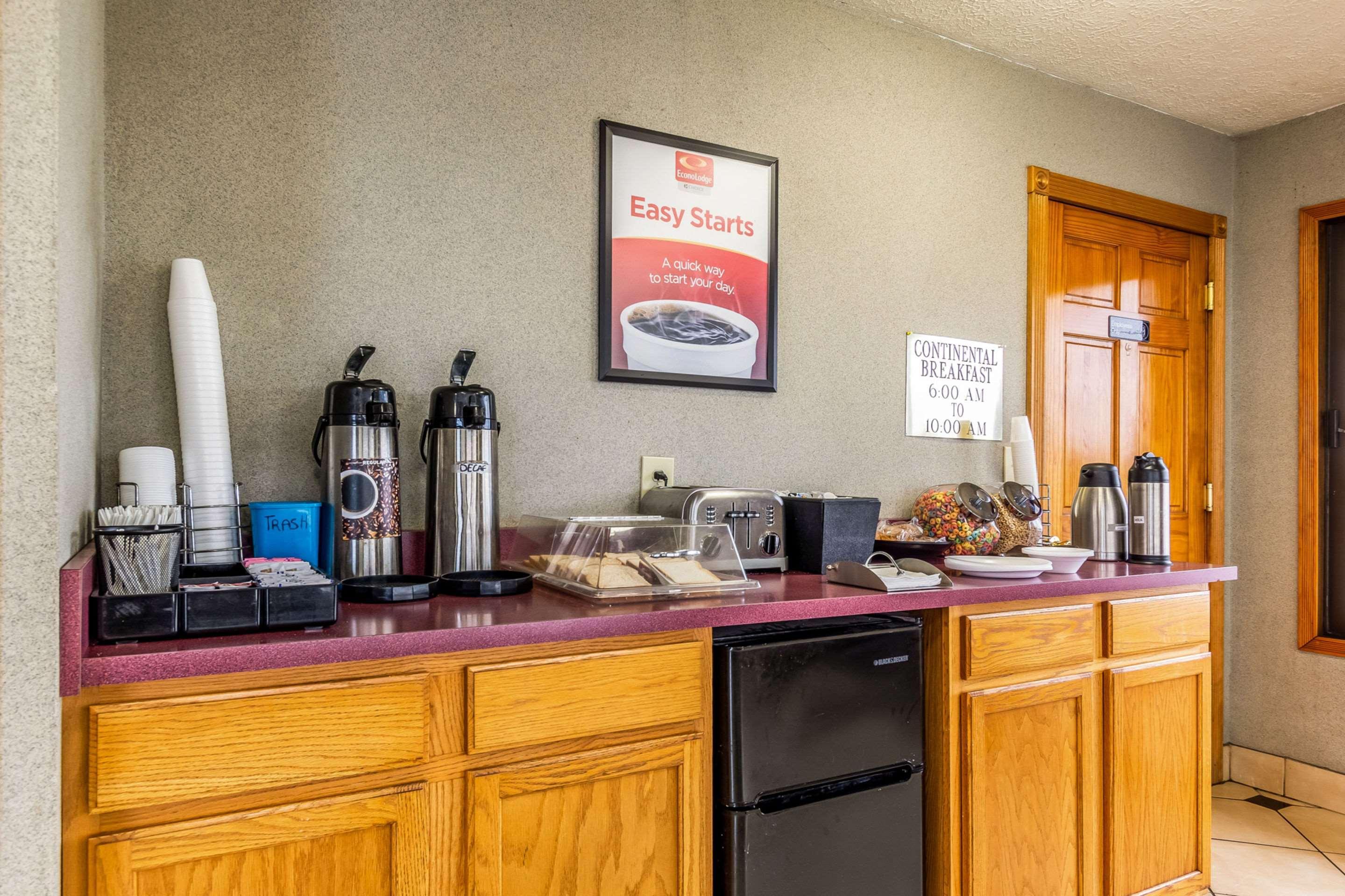 Econo Lodge Seymour Buitenkant foto