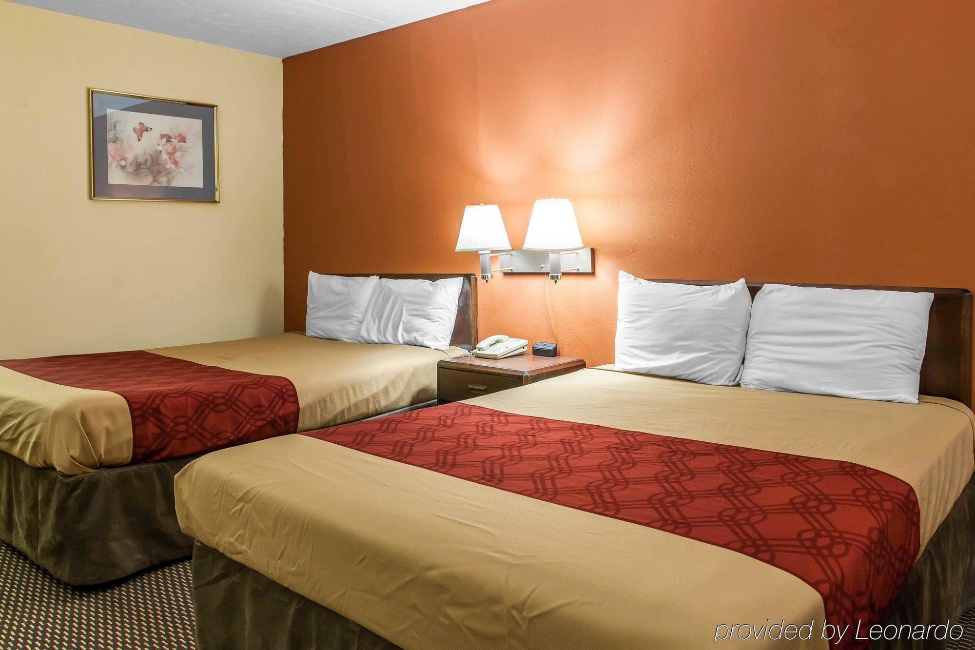 Econo Lodge Seymour Buitenkant foto